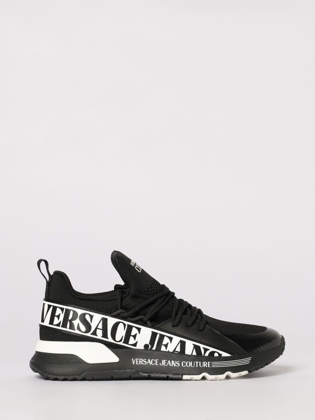 ヴェルサーチ ジーンズ クチュール VERSACE JEANS COUTURE スニーカー メンズ ブラック Sneakers 80YA3SA3ZSE21 関税 送料無料 2026SS gi