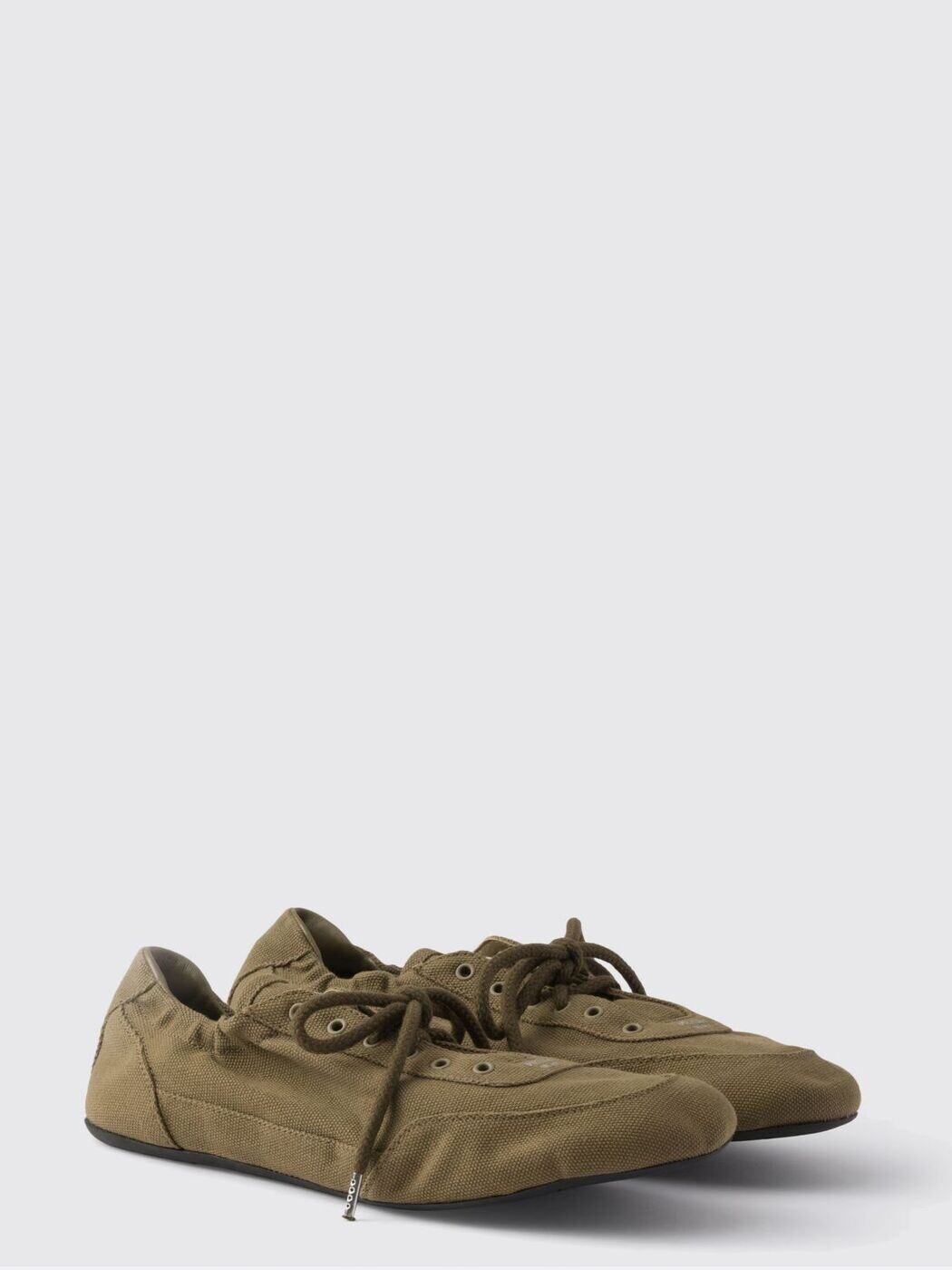 プラダ PRADA スニーカー レディース Sneakers 1E459OF005M8M 関税 貨物輸送無料 2026SS gi