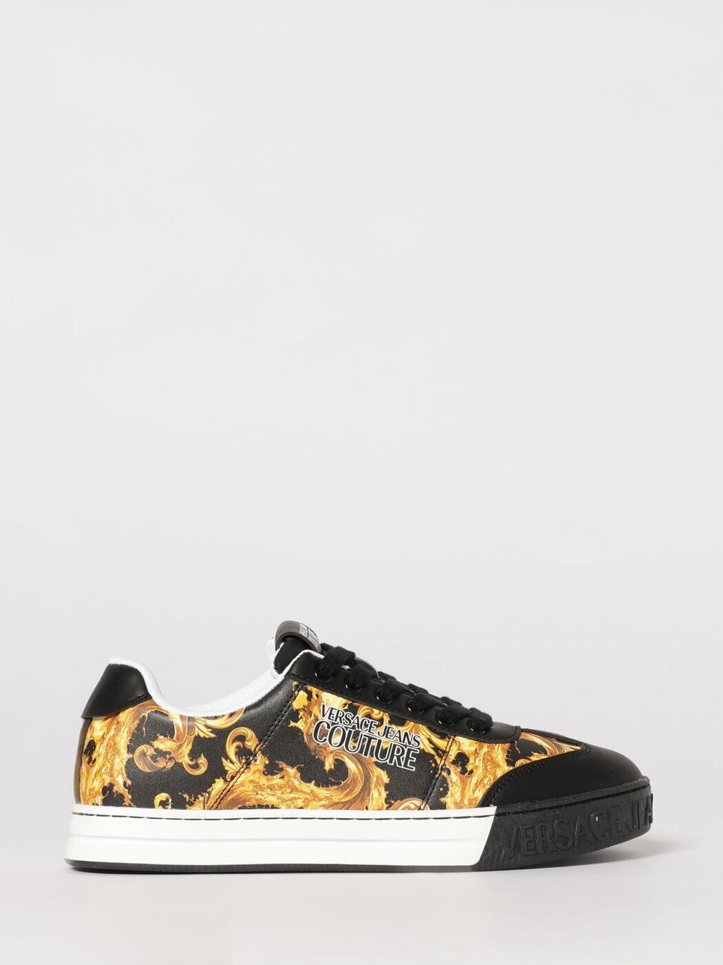 ヴェルサーチ デニム クチュール VERSACE JEANS COUTURE スニーカー メンズ 黒いこと Sneakers 80YA3SK6ZSE04 関税 貨物輸送無料 2026SS gi