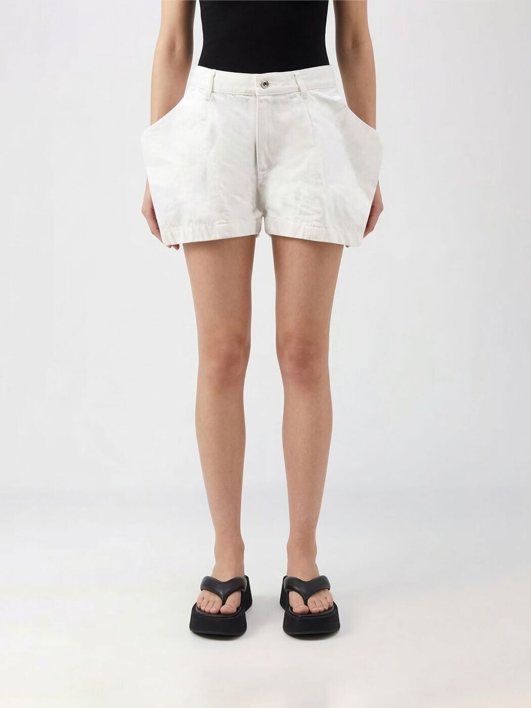 サカイ SACAI デニムショーツ ショーツ レディース ベージュ Denim shorts 2608318 Beige 関税 送料無料 2026SS gi|BRANDSHOP「il Tesoro」