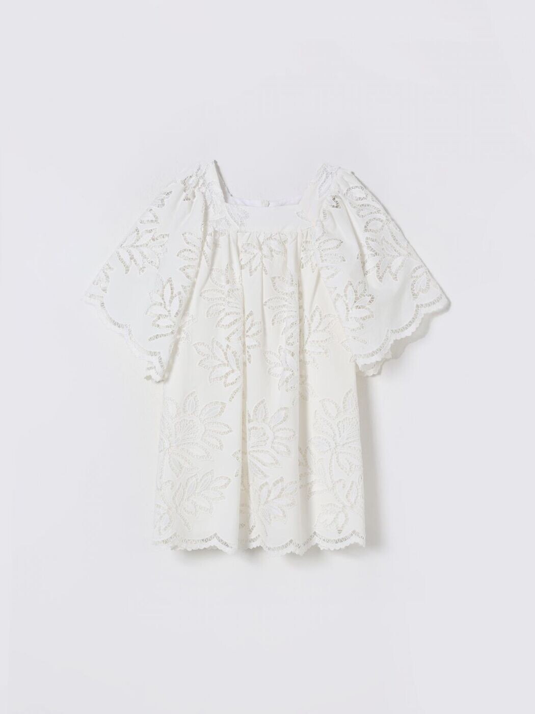 タルティーヌ・エ・ショコラ TARTINE ET CHOCOLAT ロングお召しもの お召しもの ガールズ 白いこと Long dresses TY30252 関税 貨物輸送無料 2025AW gi