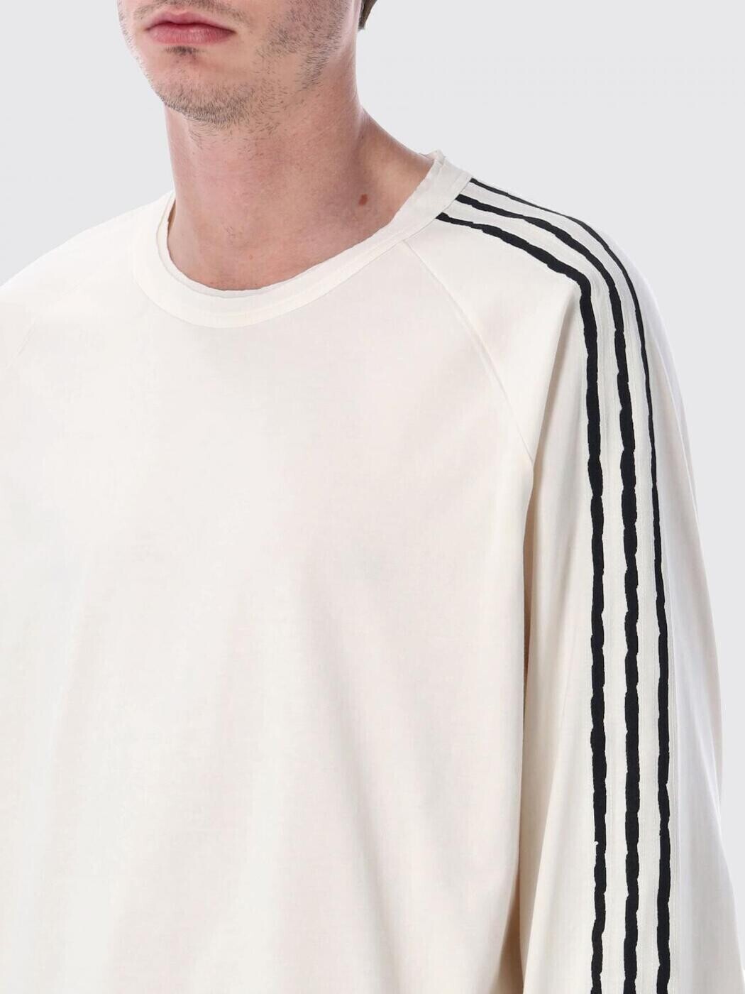 ワイスリー Y-3 Tシャツ メンズ ホワイト T-shirts KS9747 ~ White 関税 送料無料 2026SS gi|BRANDSHOP「il Tesoro」