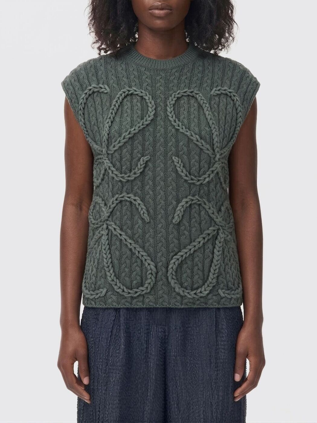 ロエベ LOEWE プルオーバー 編み物御召しもの レディース Knitwear S359Y14KJI 関税 貨物輸送無料 2026SS gi