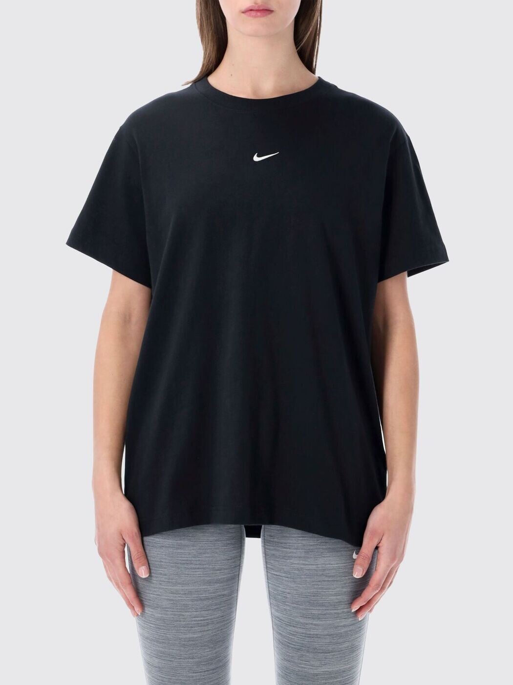 ナイキ NIKE スポーツシャツ プルオーバー レディース 黒いこと T-shirts and polo shirts IH7601 関税 貨物輸送無料 2026SS gi