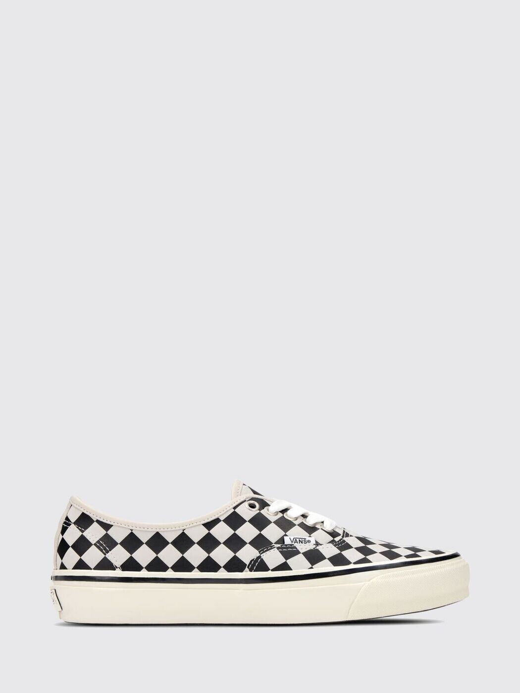 ヴァンズ VANS スニーカー メンズ 黒いこと Sneakers VN000D9N 関税 貨物輸送無料 2026SS gi
