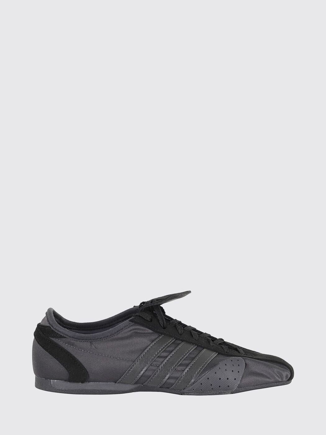 アディダス バイ 中心柱 ポールマッカートニー ADIDAS BY STELLA MCCARTNEY スニーカー レディース 黒いこと Sneakers JR7587 関税 貨物輸送無料 2026SS gi