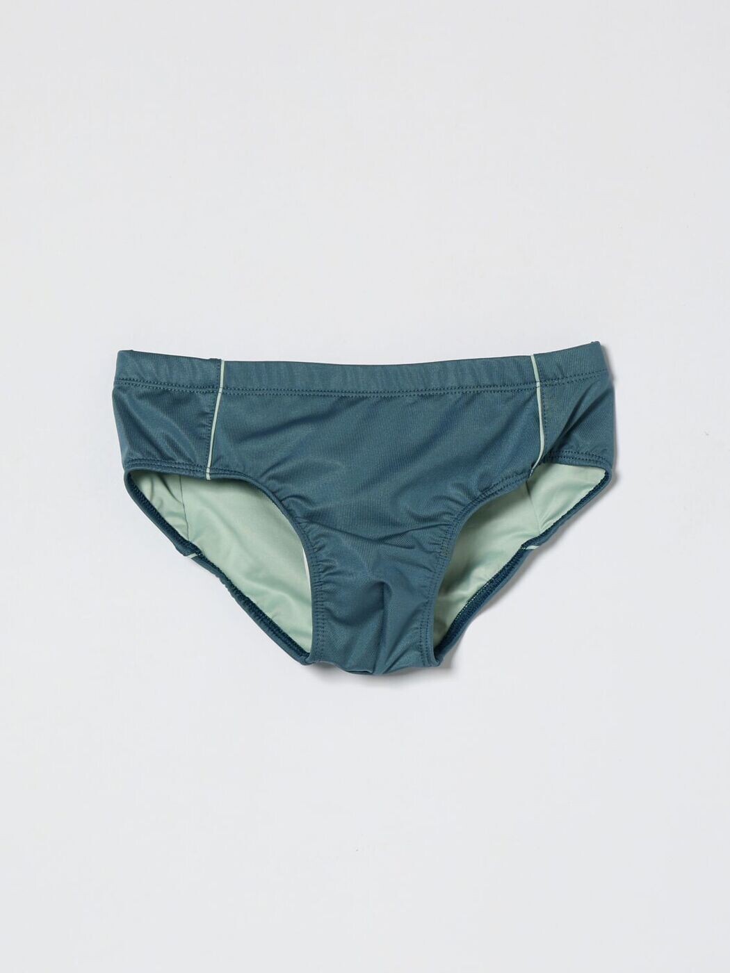 エンポリオ・アルマーニ EMPORIO ARMANI 塩水ズボン下 スイムウェア ボーイズ Swim shorts EB001030AF21679 関税 貨物輸送無料 2026SS gi