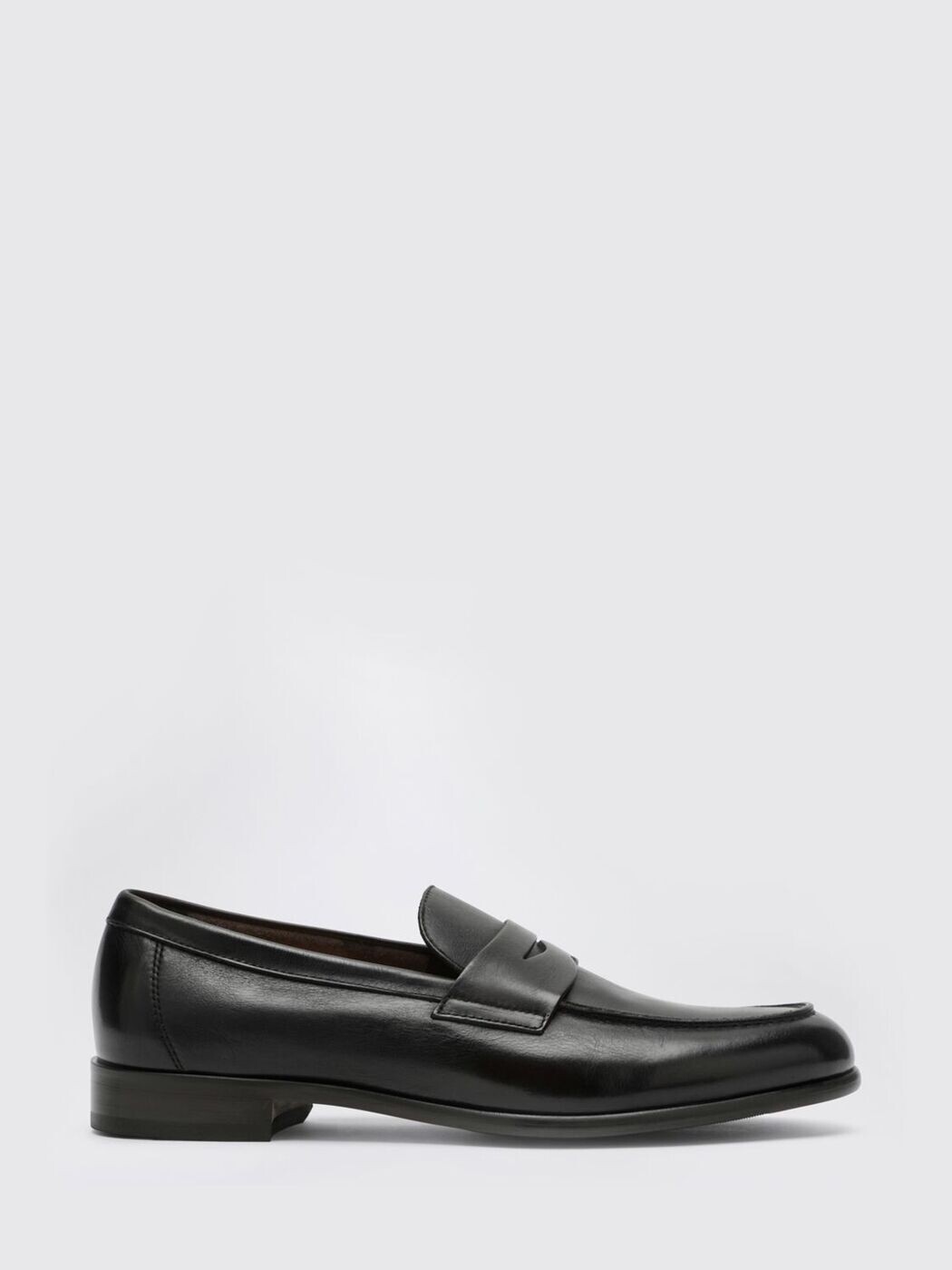 デュカルス DOUCAL\u0027S 置き目毛皮 メンズ Loafers DU3400STRAUY188 関税 貨物輸送無料 2026SS gi