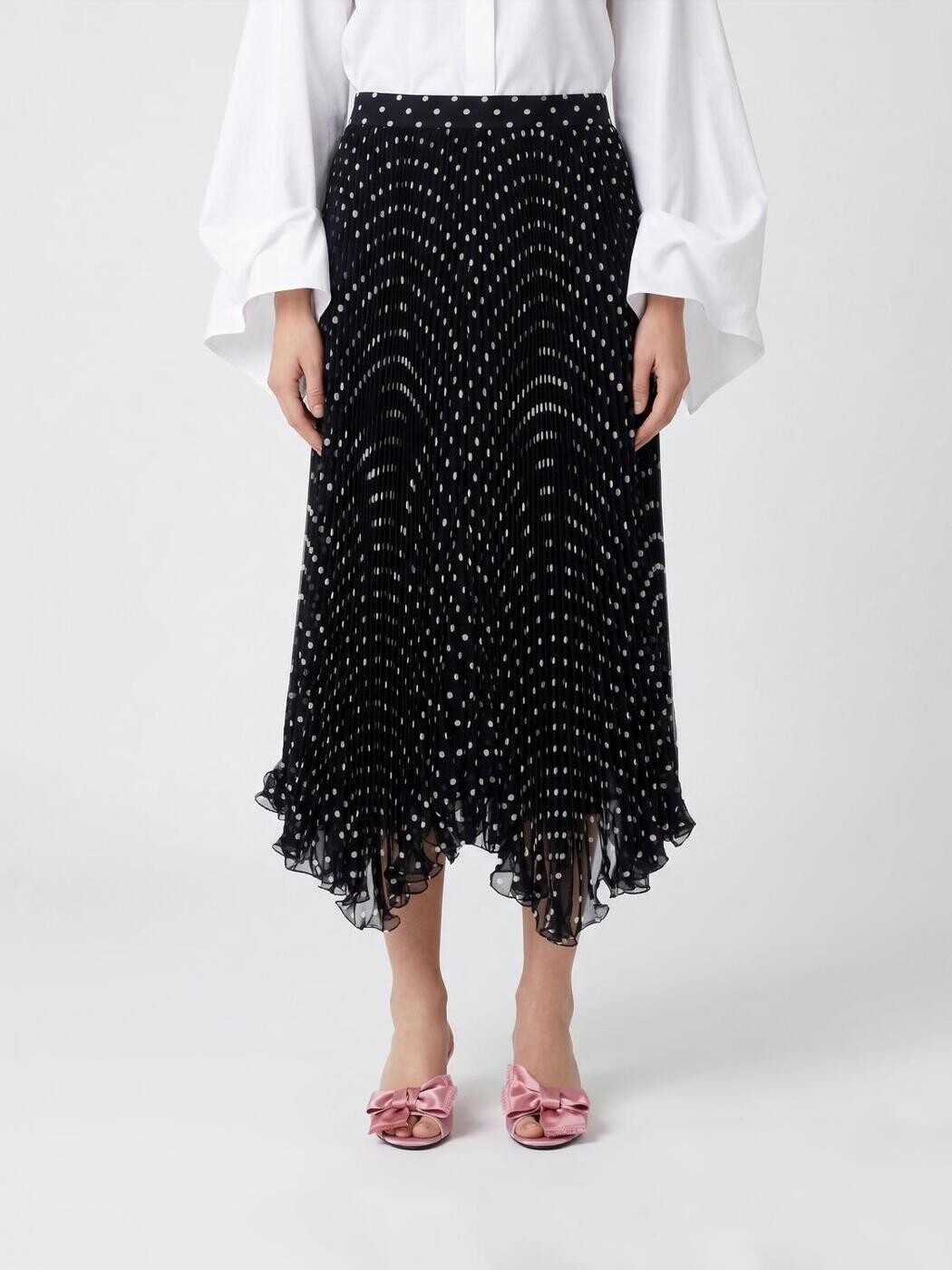 バレンチノ VALENTINO スコート レディース 黒いこと Skirts 8B3RAEL59AB 関税 貨物輸送無料 2026SS gi