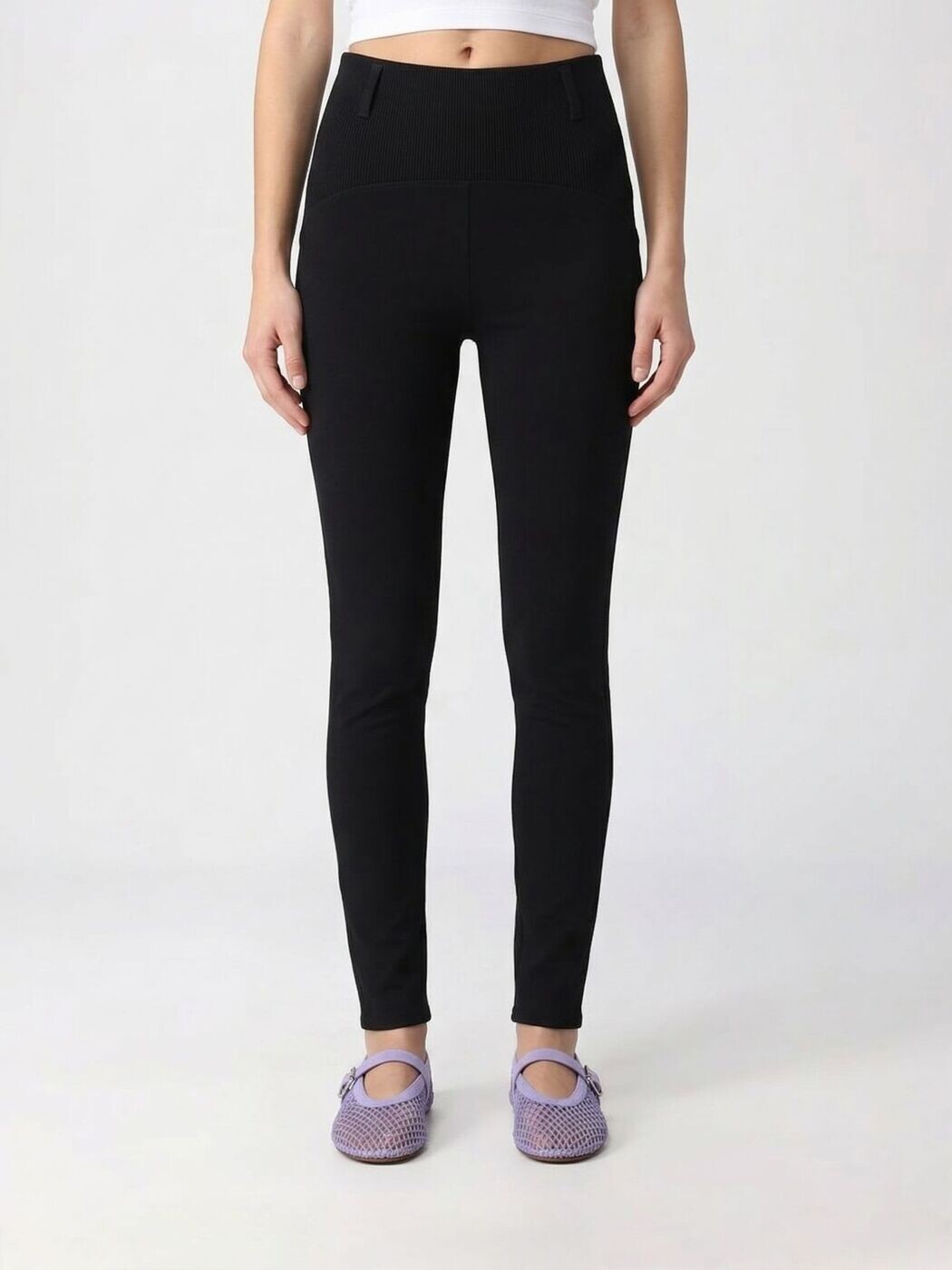 アライア ALAIA ズボン ズボン下 レディース 黒いこと Trousers AA9P1269K017C 関税 貨物輸送無料 2026SS gi