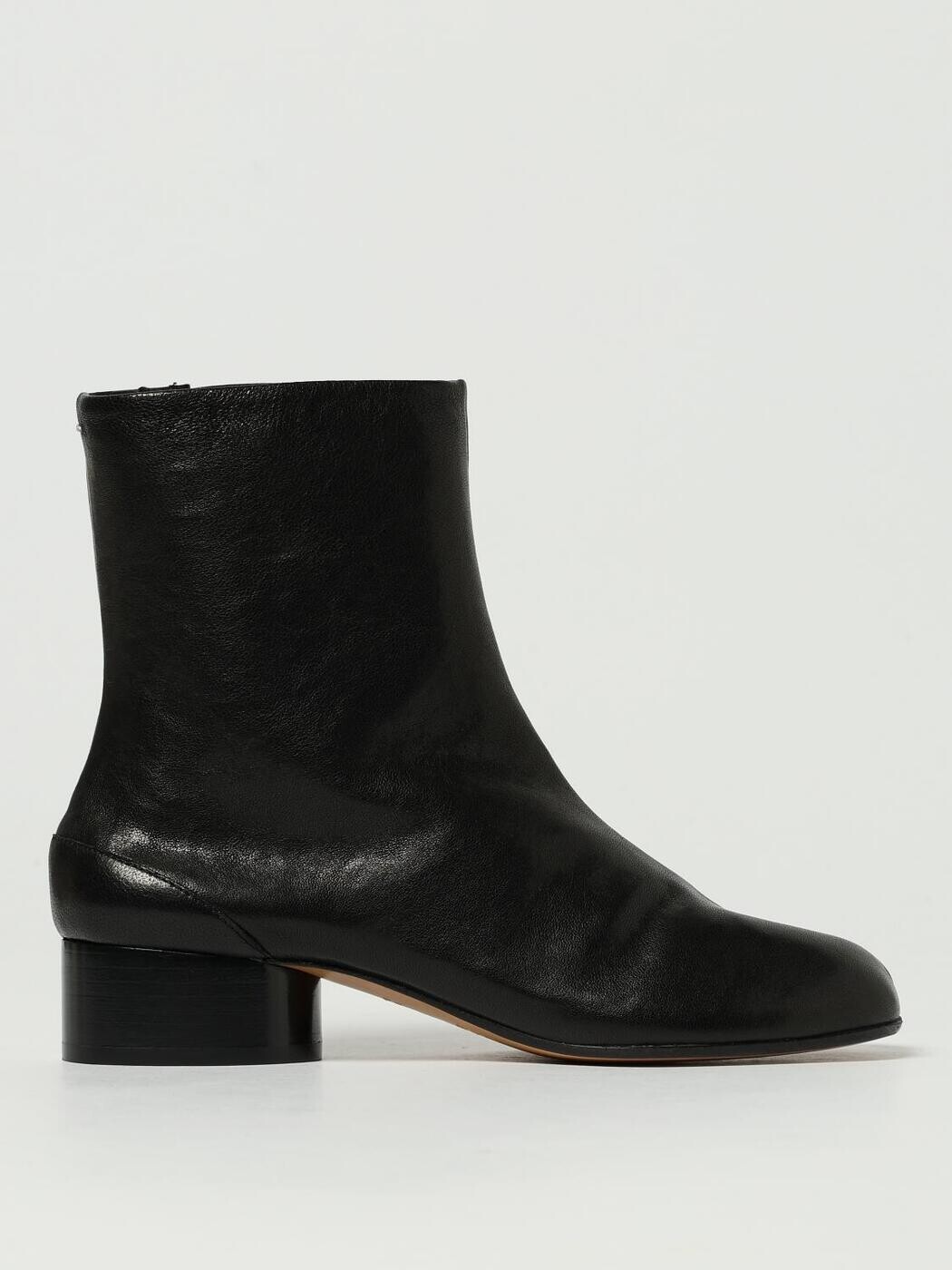 住み家 マルジェラ MAISON MARGIELA ブーツ レディース 黒いこと Boots S58WU0273P3753 関税 貨物輸送無料 2026SS gi