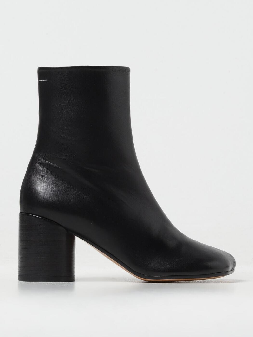 エムエム6 棲み家 マルジェラ MM6 MAISON MARGIELA ブーツ レディース 黒いこと Boots S59WU0235P3628 関税 貨物輸送無料 2026SS gi