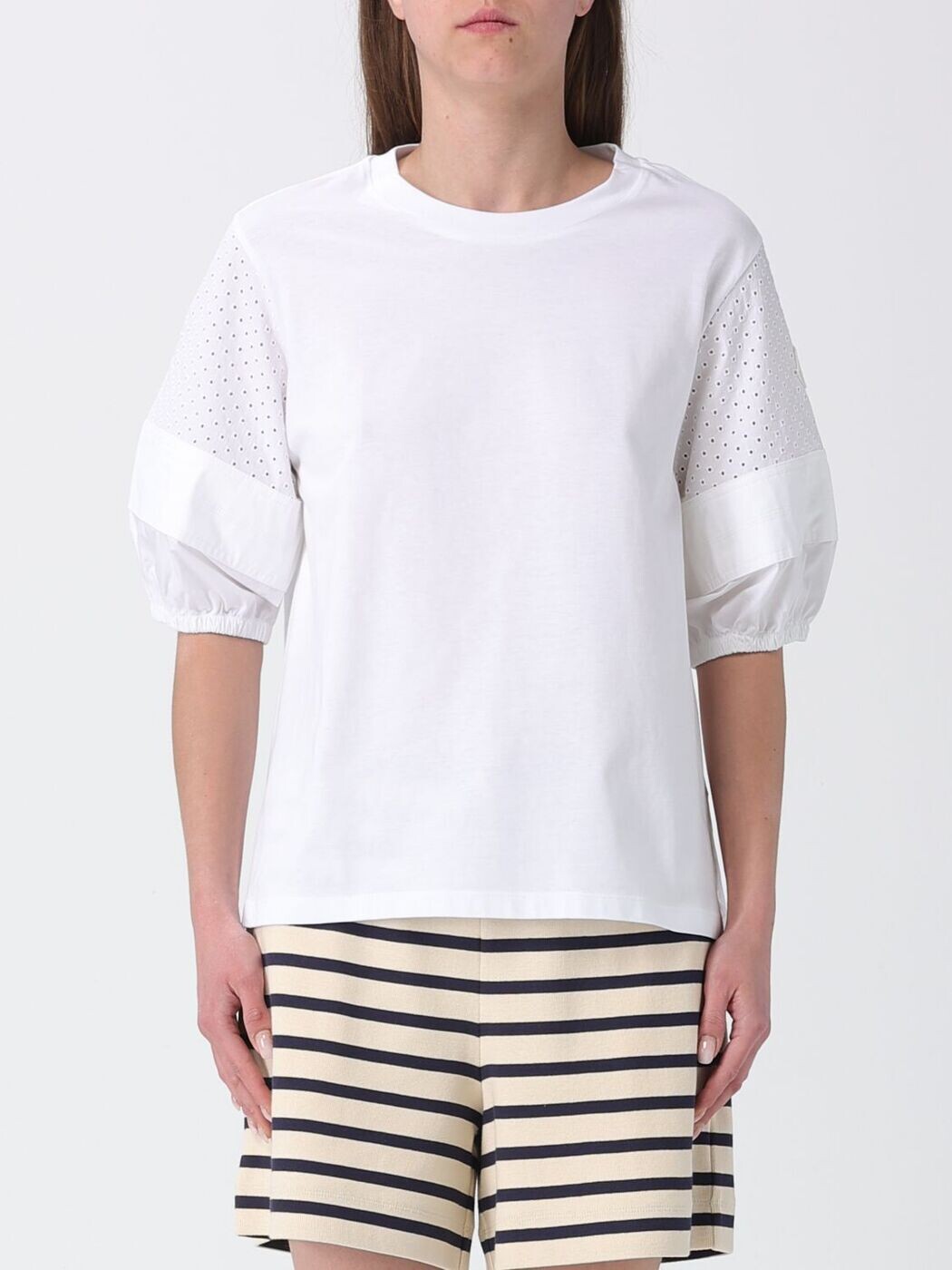 モンク軌跡 MONCLER スポーツシャツ プルオーバー レディース 白いこと T-shirts and polo shirts L10938C0004589AUO 関税 貨物輸送無料 2026SS gi