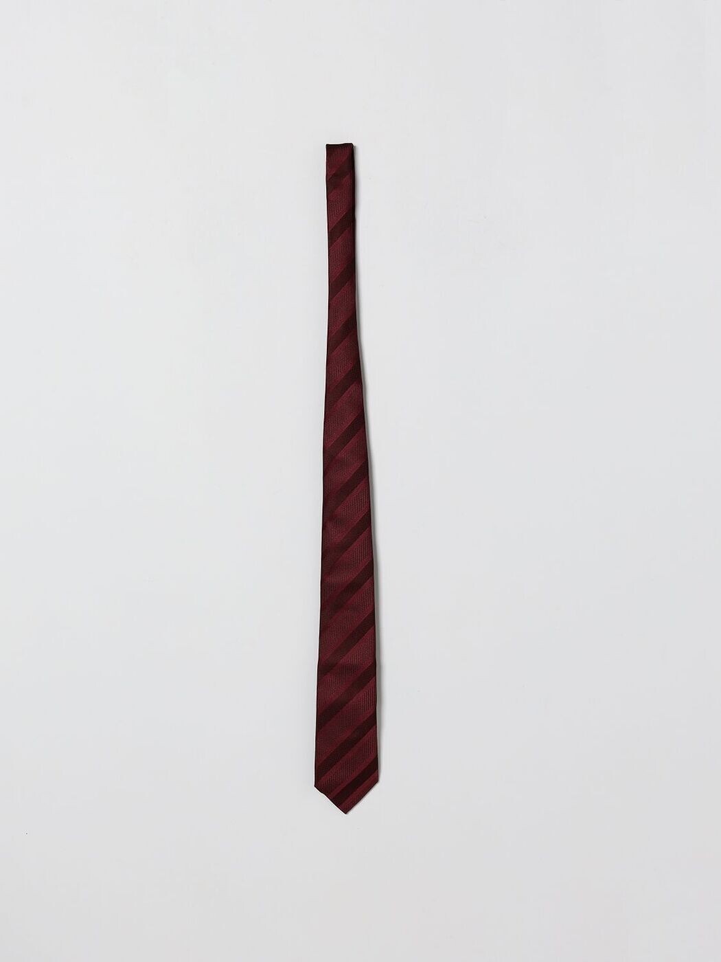 ブルネロ クチネリ BRUNELLO CUCINELLI 蝶タイ 五分五分 タイ メンズ 赤いこと Ties and bow ties MR8460018 関税 貨物輸送無料 2026SS gi