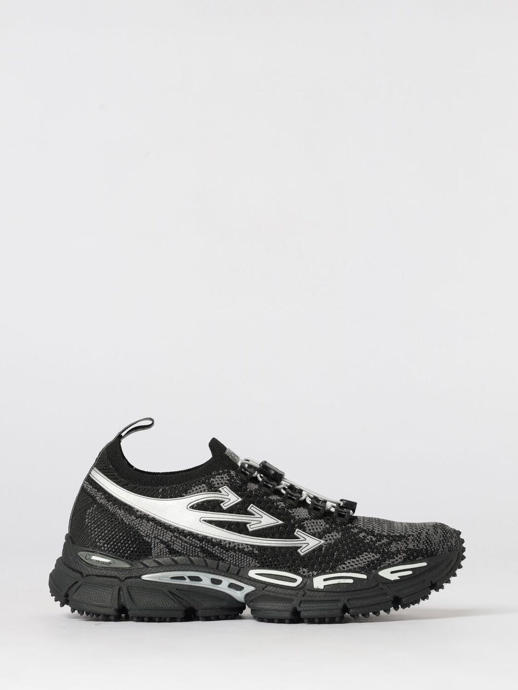 象牙色 OFF WHITE スニーカー メンズ 黒いこと Sneakers OMIA2AOS26FAB001 関税 貨物輸送無料 2026SS gi