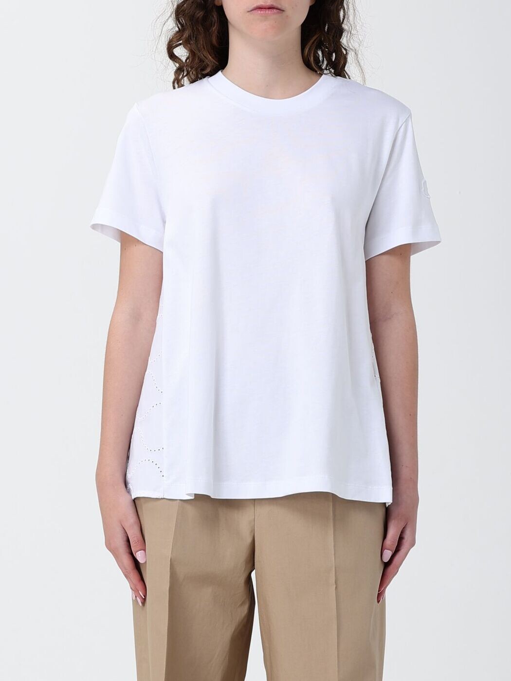 モンク軌跡 MONCLER スポーツシャツ ティーシャツ レディース 白いこと T-shirts and polo shirts L10938C0004889B8U 関税 貨物輸送無料 2026SS gi