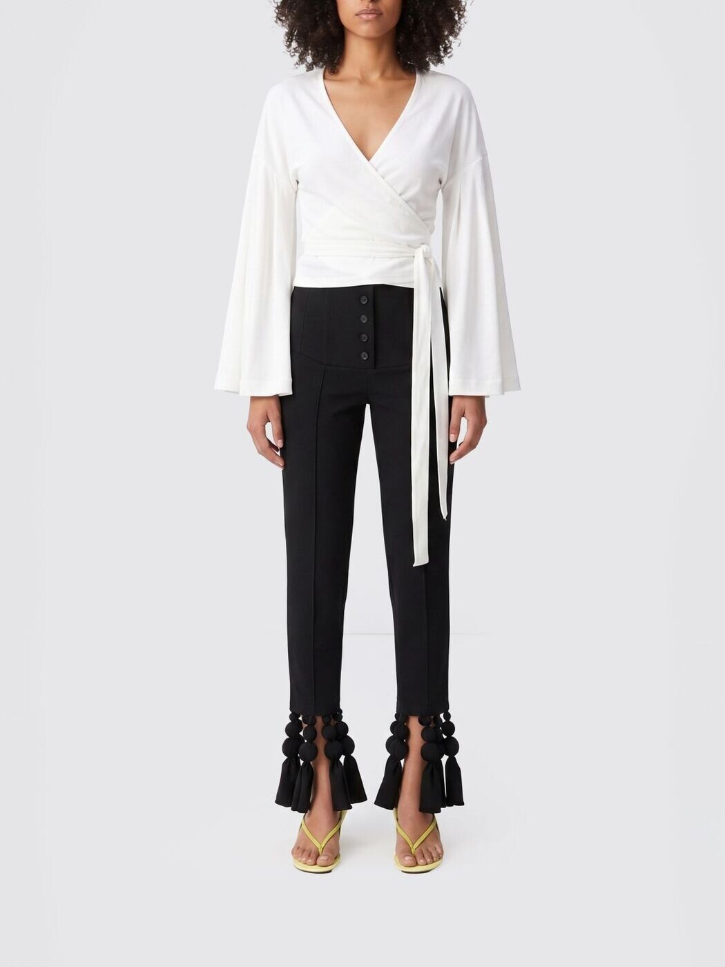 ジャックムス JACQUEMUS Tシャツ トップス レディース ホワイト T-shirts and tops 26ETOW00905AJ00254 White 関税 送料無料 2026SS gi｜BRANDSHOP「il Tesoro」 52,920円