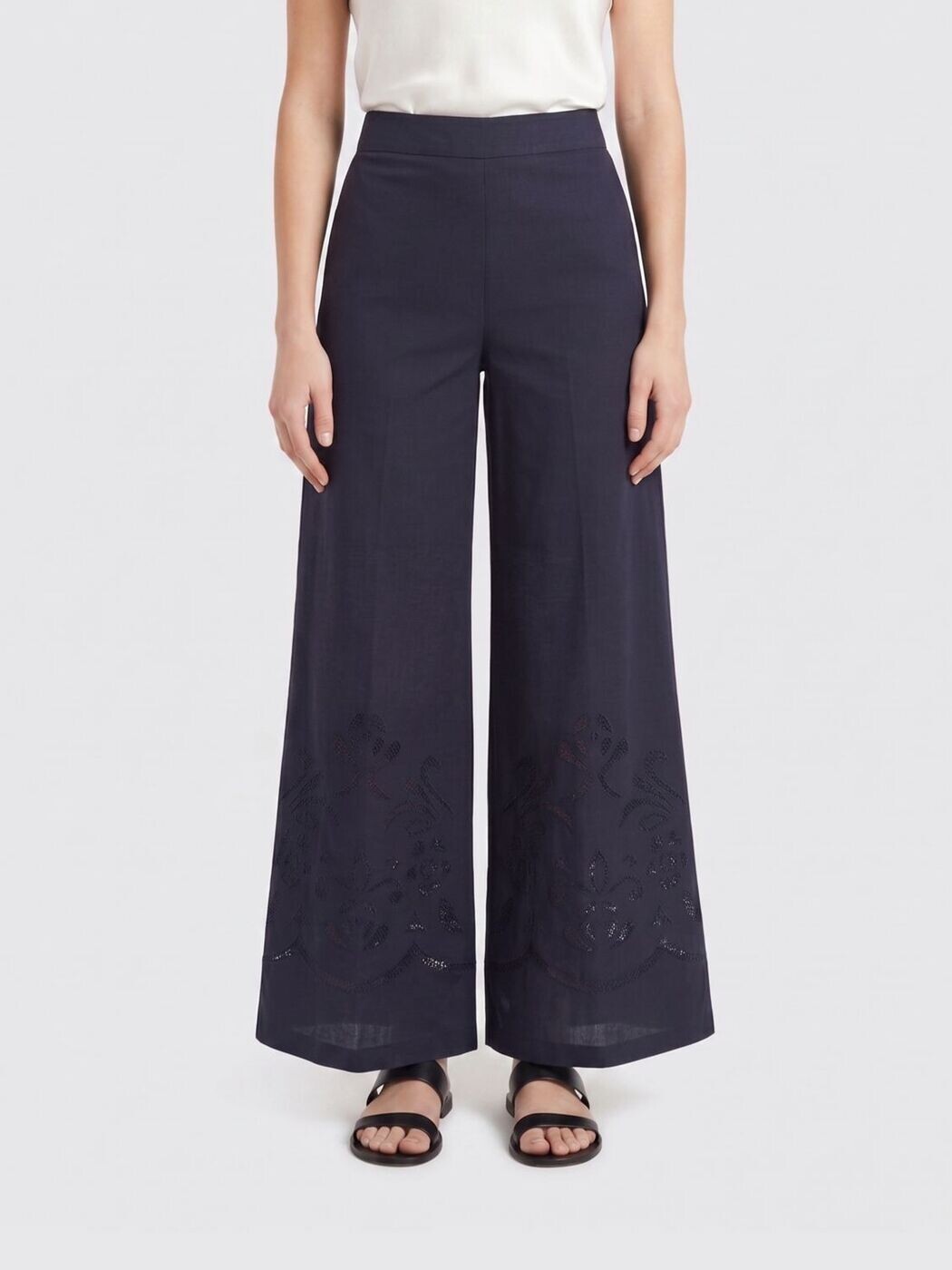 フォルテフォルテ FORTE FORTE ズボン ズボン下 レディース 青み Trousers 14601MYPANTS 関税 貨物輸送無料 2026SS gi
