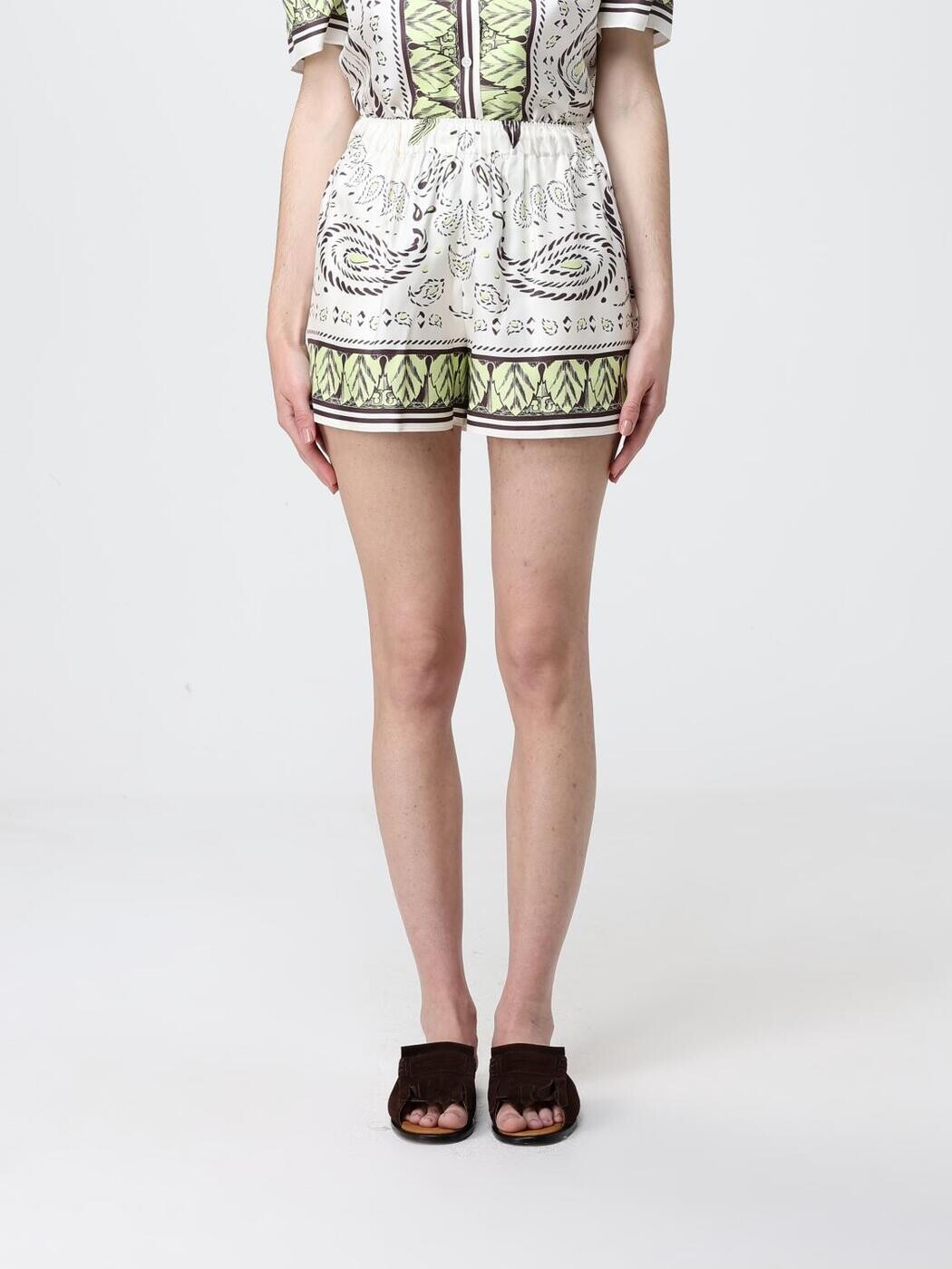 トリー バーチ TORY BURCH ジーンズさる股引き さる股引き レディース マルチ色つや Denim shorts 183754 関税 貨物輸送無料 2026SS gi