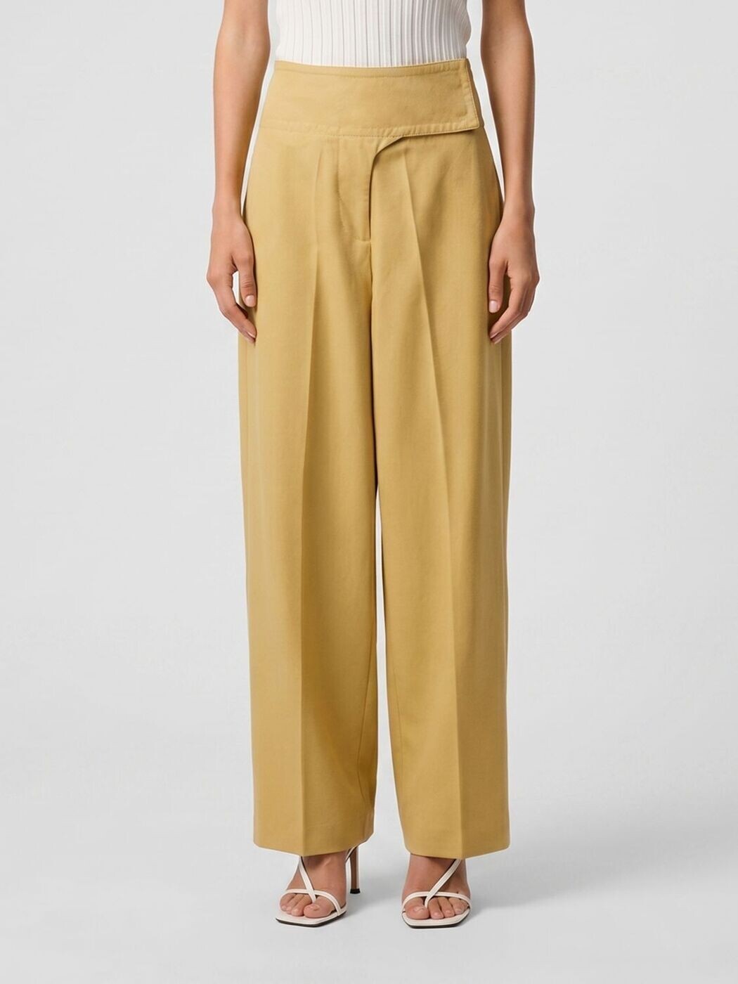 アミ パリス AMI PARIS ズボン パンツ レディース イエロー Trousers FTR869WV0195A Yellow 関税 送料無料 2026SS gi｜BRANDSHOP「il Tesoro」