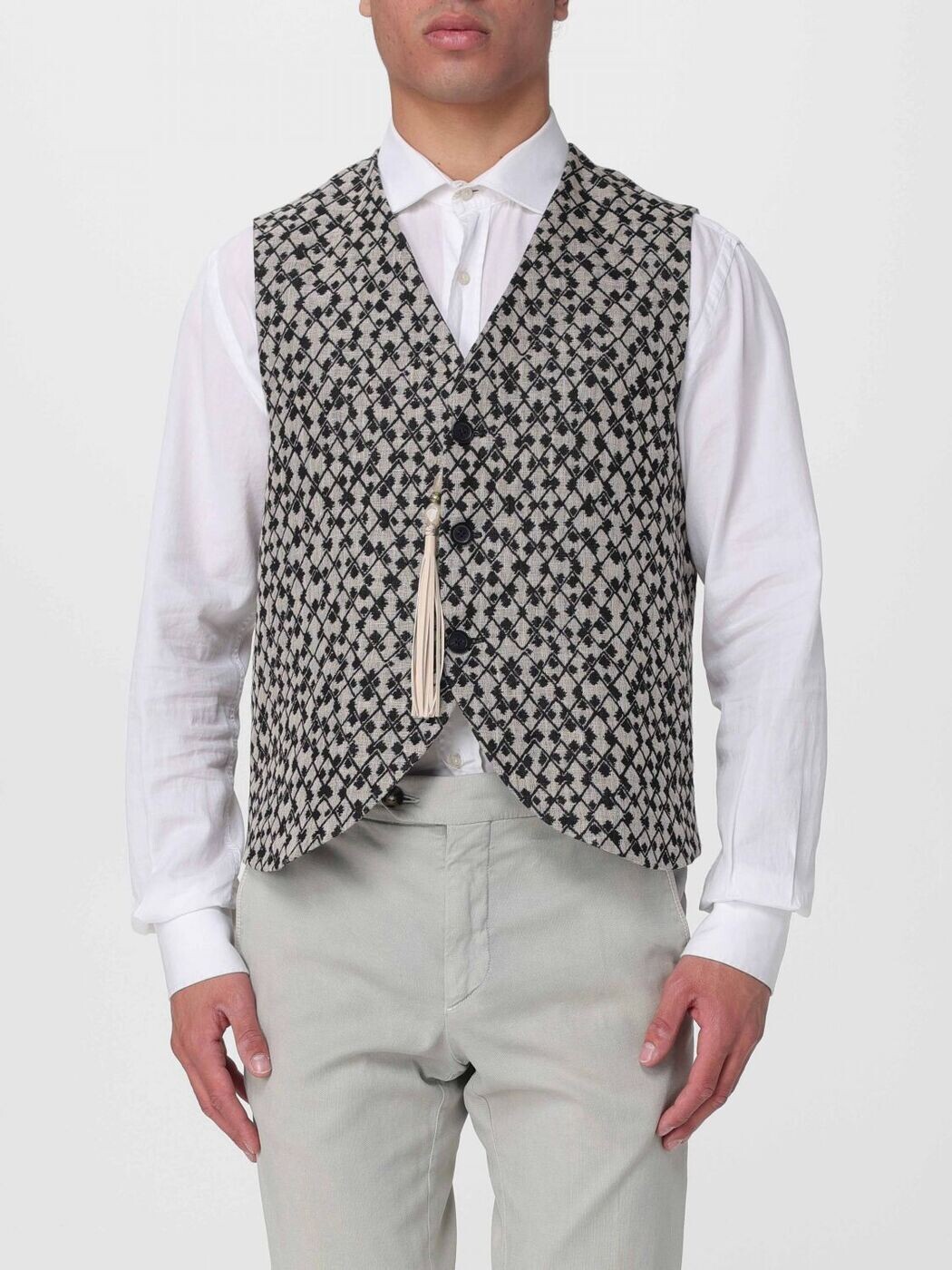 エン急性灰白髄炎 アルマーニ EMPORIO ARMANI ジレ より良い メンズ ベージュ Vests EM005622TE20613 関税 貨物輸送無料 2026SS gi