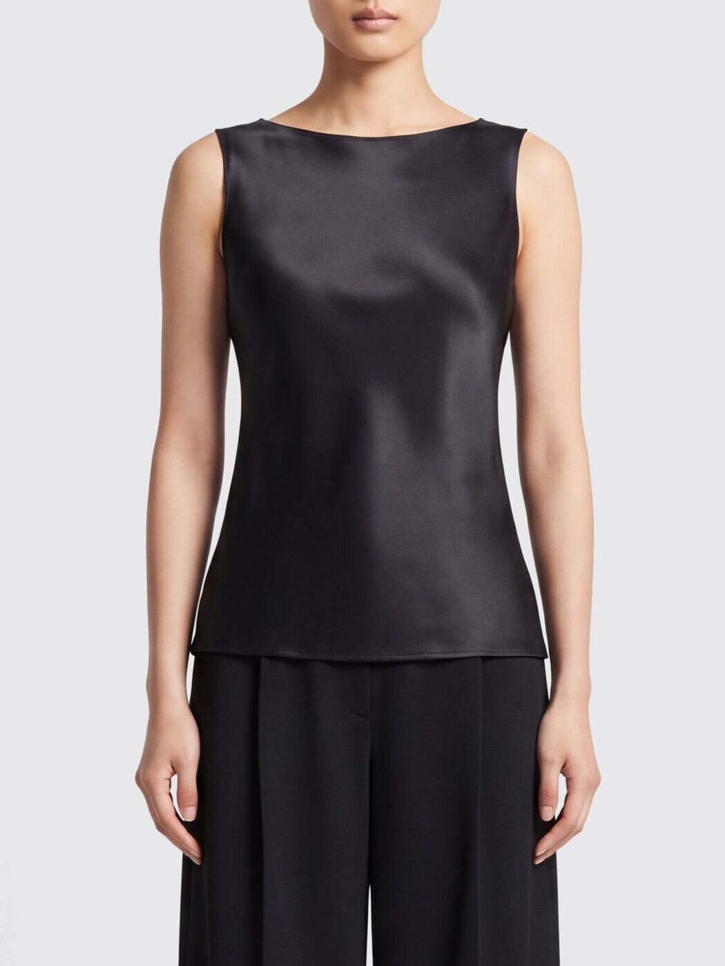 ニナ 一財産 NINA RICCI ティーシャツ トップス レディース 黒いこと T-shirts and tops 26PCTO011SE1415 関税 貨物輸送無料 2026SS gi