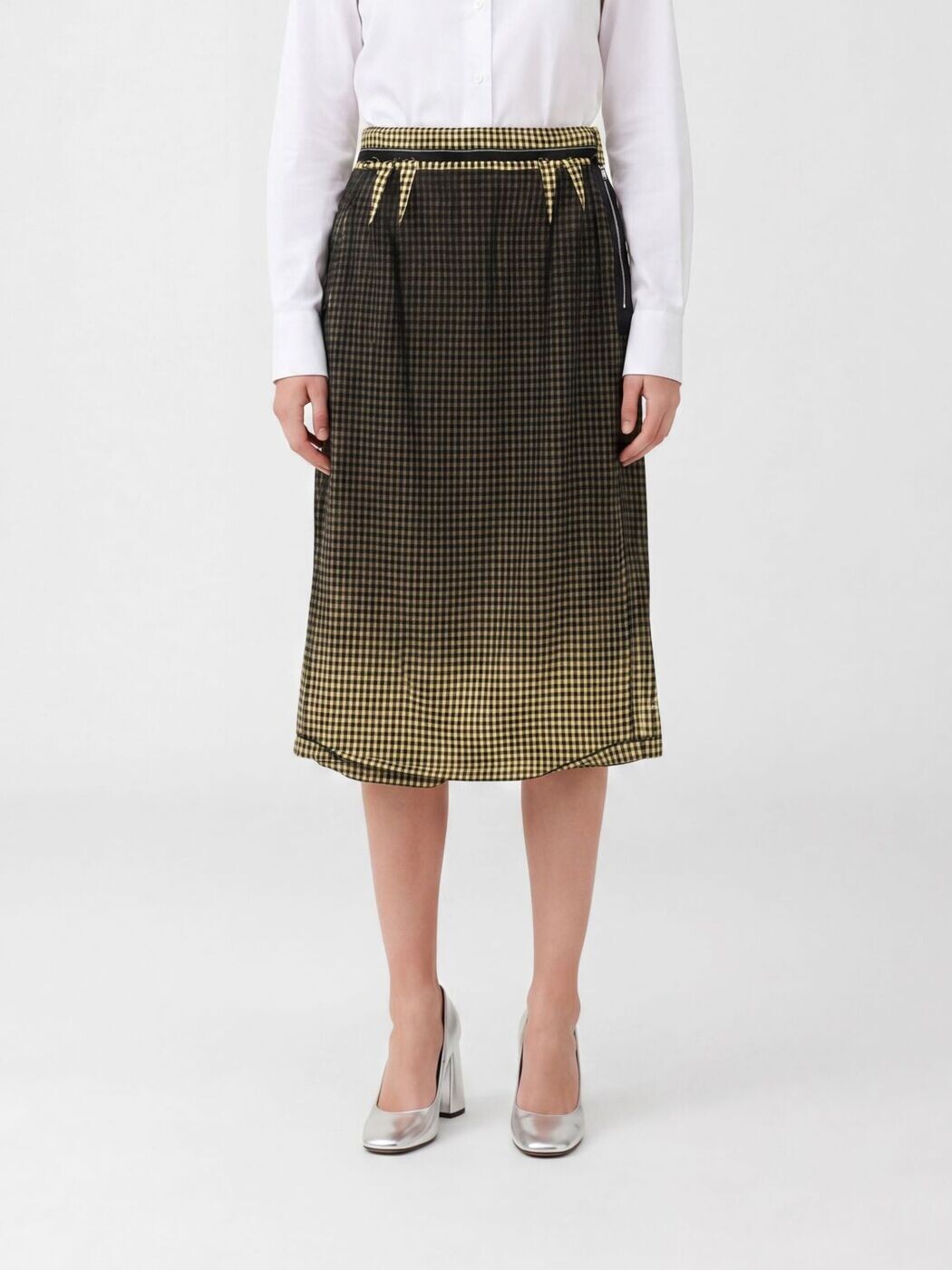 棲み家 マルジェラ MAISON MARGIELA スコート レディース 黄色 Skirts S51ME0053M35711 関税 貨物輸送無料 2026SS gi