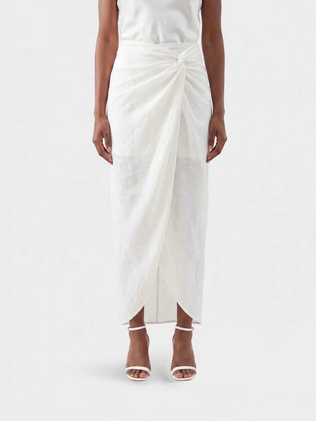 ル カシャ LE KASHA スコート レディース 白いこと Skirts QARAYA0 関税 貨物輸送無料 2026SS gi