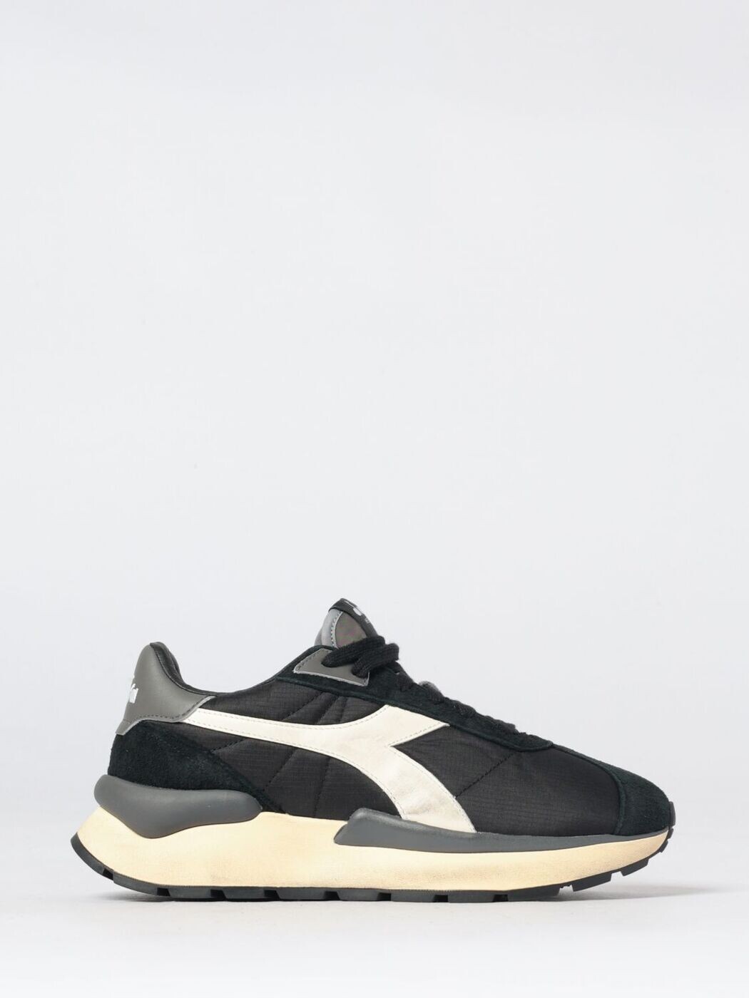 ディアドラヘリテージ DIADORA HERITAGE スニーカー メンズ 黒いこと Sneakers 201182805 関税 貨物輸送無料 2026SS gi