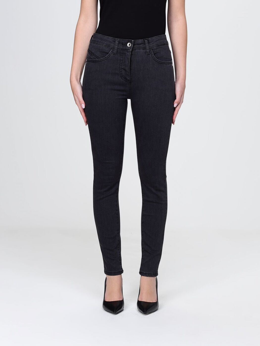 パトリツィアペペ PATRIZIA PEPE ジーンズ レディース 黒いこと Jeans CP0509D1HIN 関税 貨物輸送無料 2026SS gi