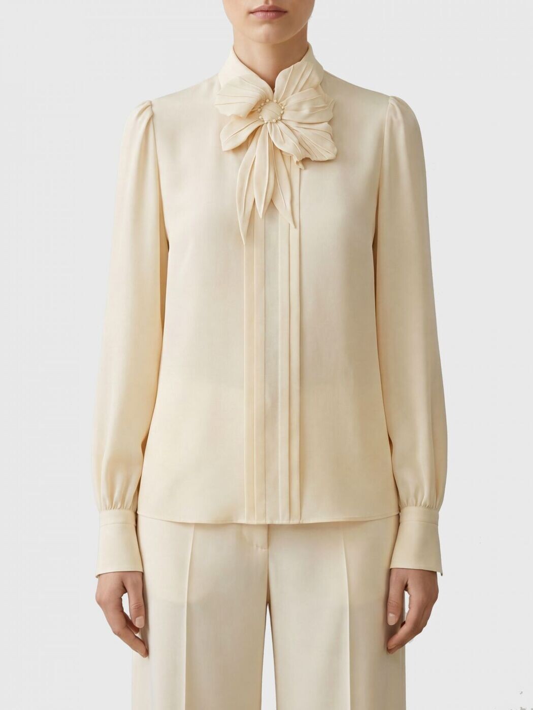 バレンチノ VALENTINO ティーシャツ レディース 黄色 Shirts AEBX021B 関税 貨物輸送無料 2026SS gi