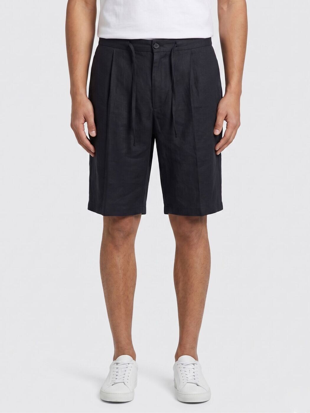 イーヴォ HEVO さる股引き メンズ 黒いこと Shorts TORRELAPILLO33 関税 貨物輸送無料 2026SS gi