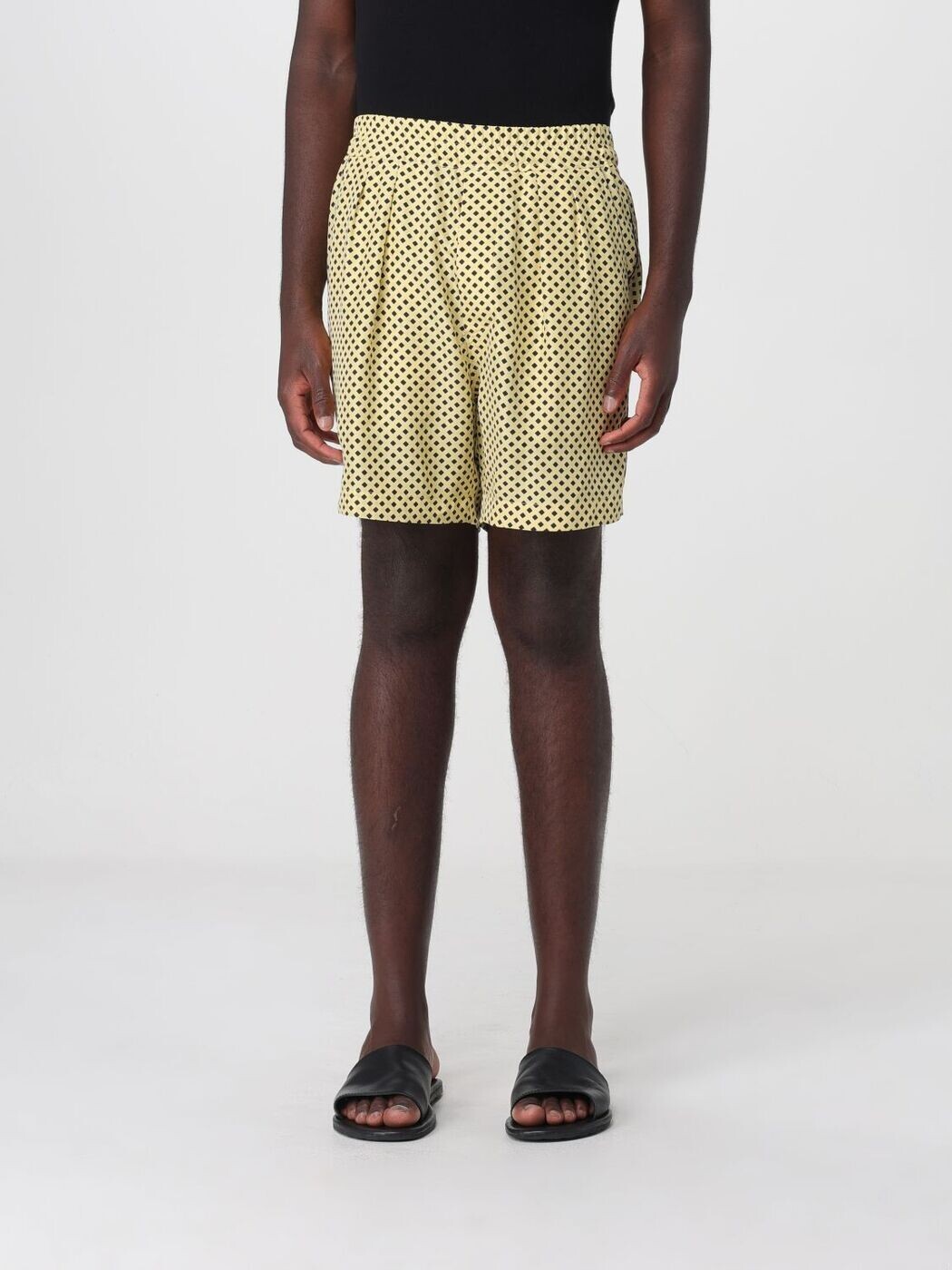 トム ジェラルド・r・フォード TOM FORD さる股引き メンズ ベージュ Shorts SSC010FMS095 関税 貨物輸送無料 2026SS gi