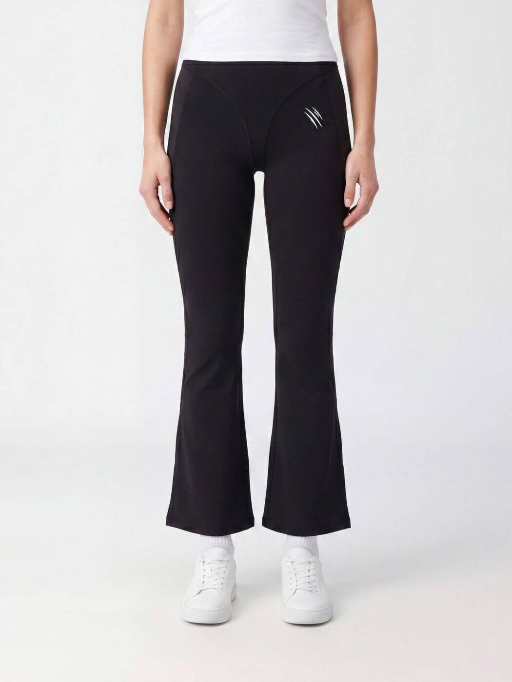 飾り気の無い・運動競技 PLEIN SPORT ズボン ズボン下 レディース 黒いこと Trousers FAECWJT2115STE003N 関税 貨物輸送無料 2026SS gi