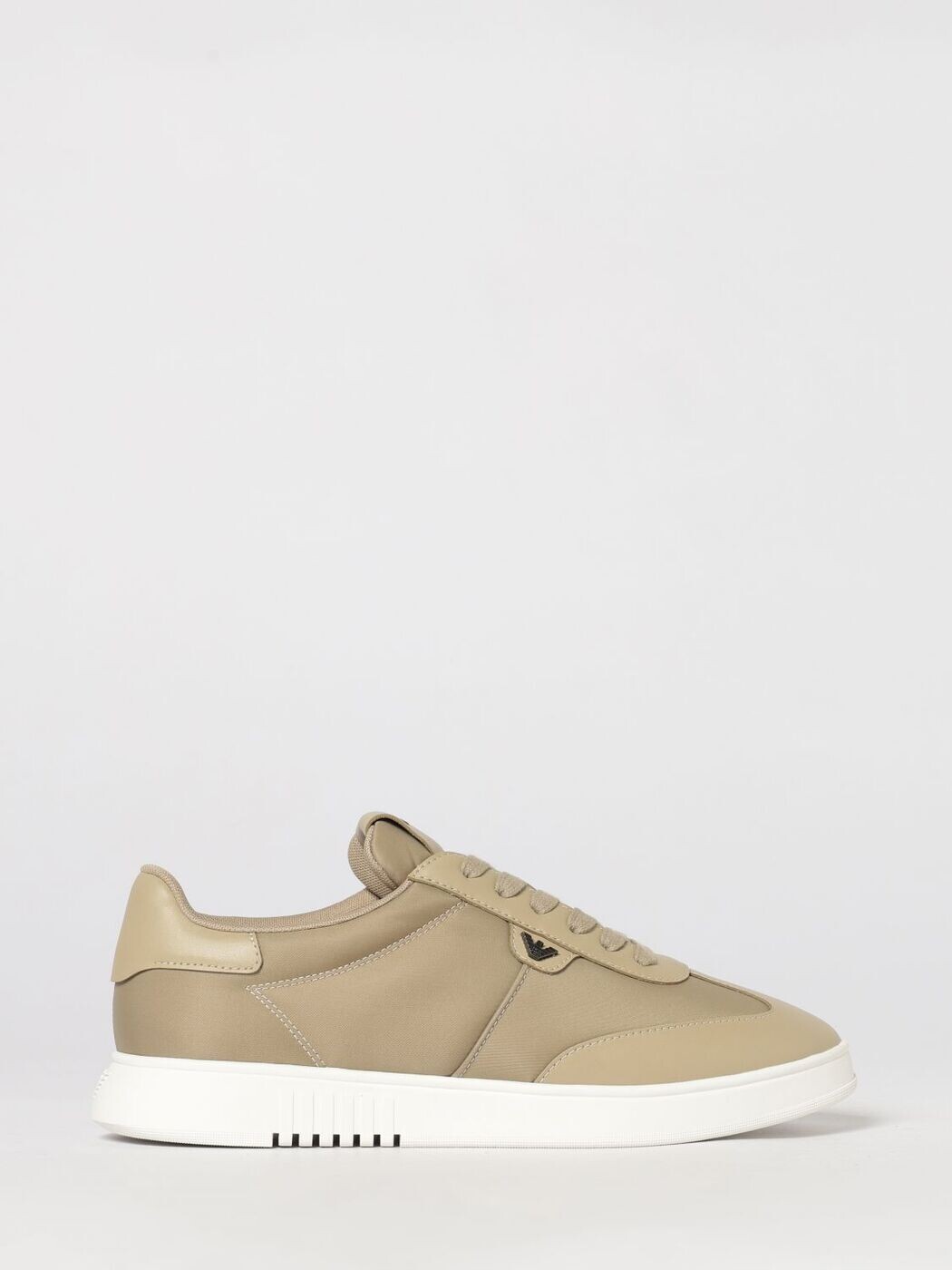 エン急性灰白髄炎 アルマーニ EMPORIO ARMANI スニーカー メンズ Sneakers EM003062AF18210 関税 貨物輸送無料 2026SS gi