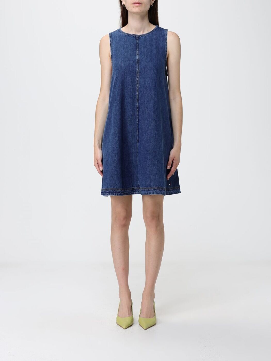 トミー デニム TOMMY JEANS 衣裳 御召しもの レディース 米国海軍 Dresses DW0DW22341 関税 貨物輸送無料 2026SS gi