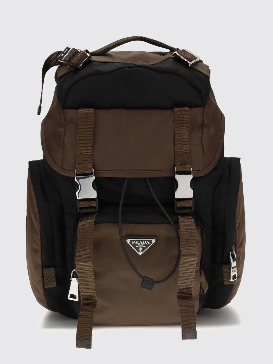 プラダ PRADA 背嚢 うしろ側容器に並べる メンズ 黒いこと Backpacks 2VZ121VDOM2DMG 関税 貨物輸送無料 2026SS gi