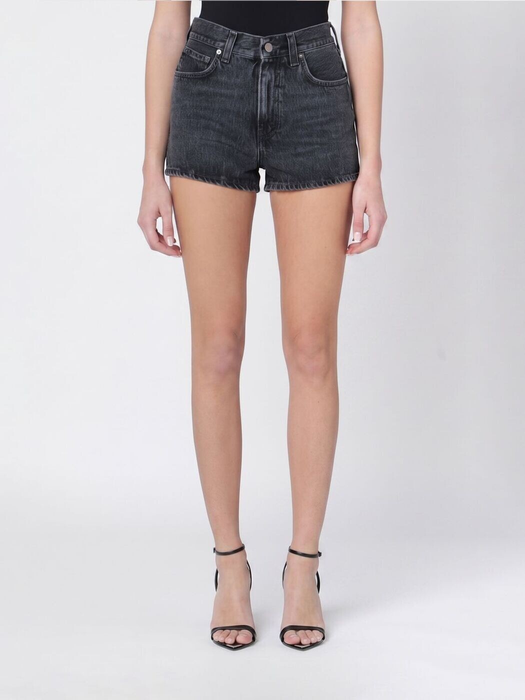 ハイクレ HAIKURE デニムショーツ ショーツ レディース ブラック Denim shorts HEW03362DF174 Black 関税 送料無料 2026SS gi｜BRANDSHOP「il Tesoro」
