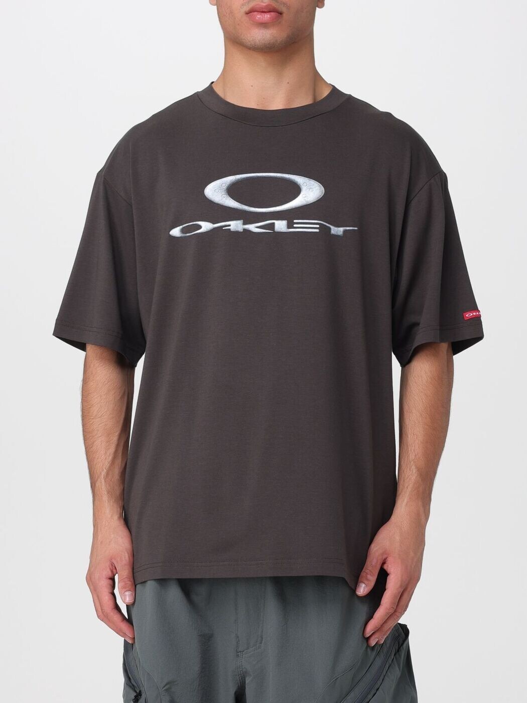 オークリー OAKLEY Tシャツ メンズ ブラック T-shirts FOA408788 Black 関税 送料無料 2026SS gi｜BRANDSHOP「il Tesoro」
