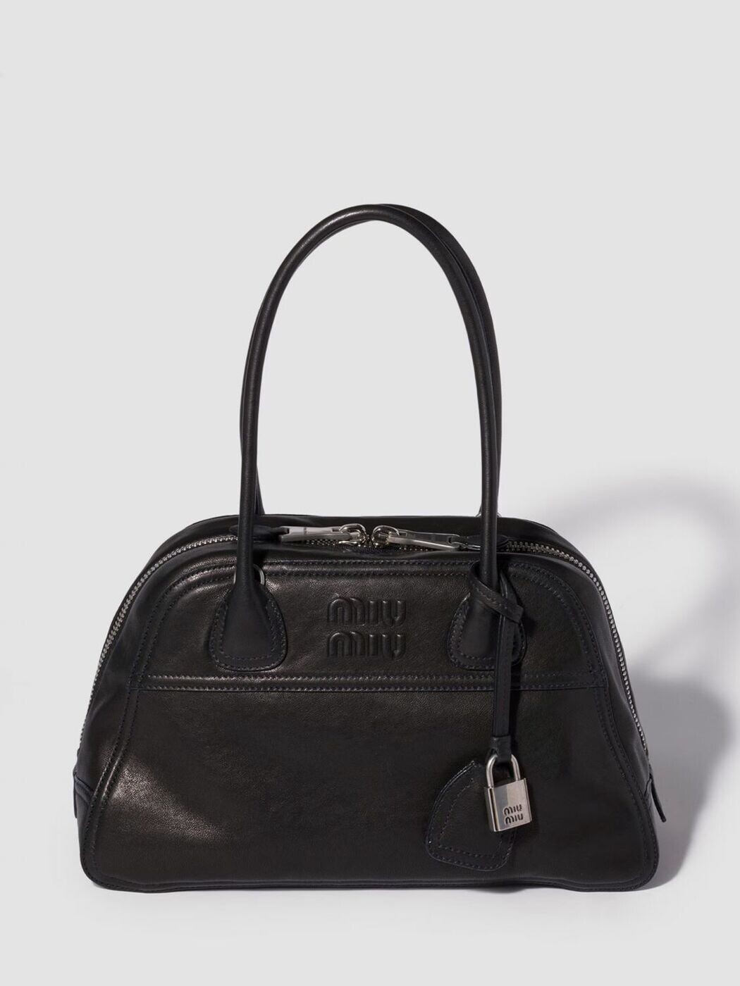 ミュウ ミュウ MIU MIU バッグ レディース ブラック Business bags 5BB1992BBL Black 関税 送料無料 2026AW gi｜BRANDSHOP「il Tesoro」
