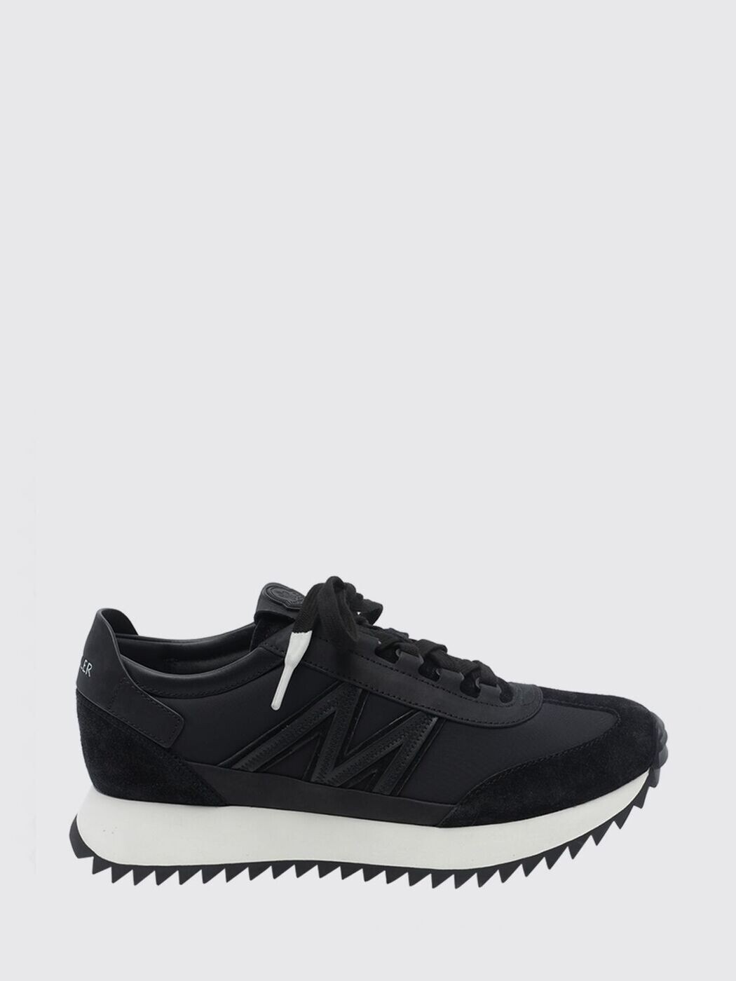 モンクレール MONCLER スニーカー メンズ ブラック Sneakers 4M001304M001 Black 関税 送料無料 2026AW gi｜BRANDSHOP「il Tesoro」
