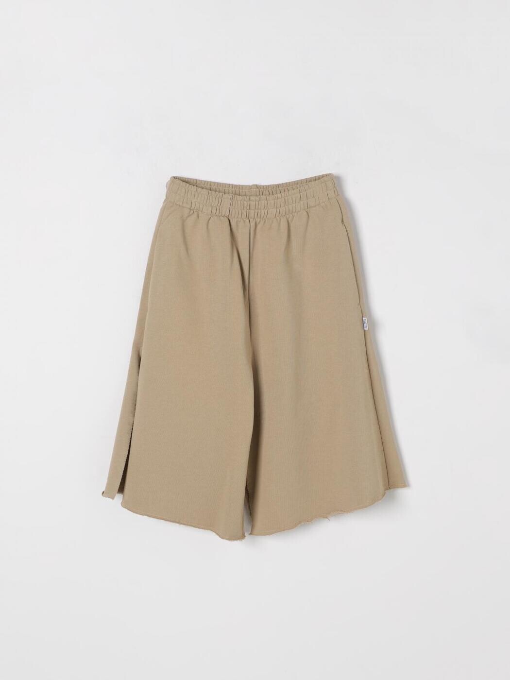 エムエムシックス 住み処 マルジェラ MM6 MAISON MARGIELA 遊撃手ズボン下 ズボン下 さる股引き ボーイズ ベージュ Shorts M60744MM006 関税 貨物輸送無料 2025SS gi
