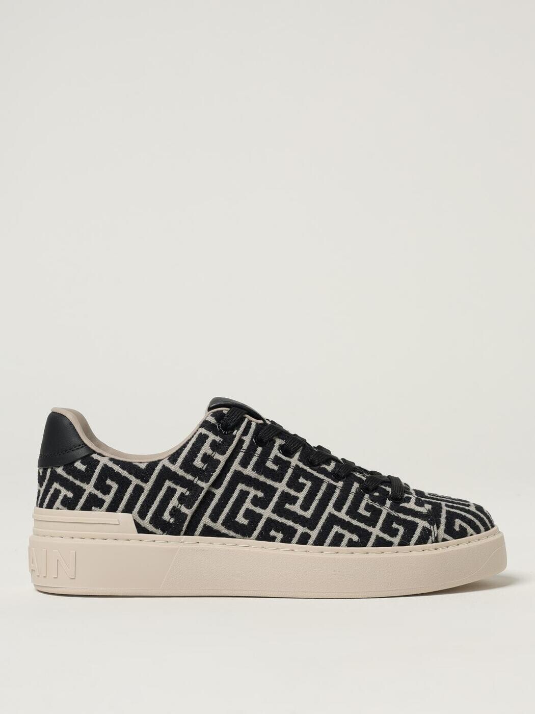 バルマン BALMAIN スニーカー レディース 黒いこと Sneakers FN1VI690TJCM 関税 貨物輸送無料 2025AW gi