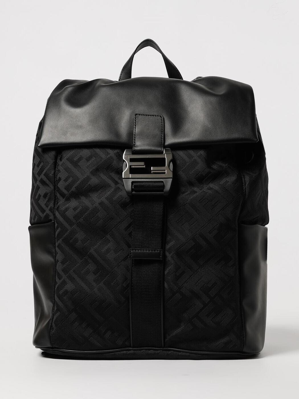 フェンディ FENDI 背嚢 うしろ側容器に並べる メンズ 黒いこと Backpacks 7VZ090AVC6 関税 貨物輸送無料 2026SS gi