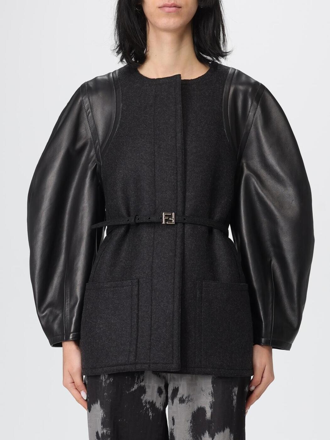 フェンディ FENDI トレンチコート 厚地の外套 レディース 薄墨色 Coats and trench coats FJ7650AJ0K 関税 貨物輸送無料 2025AW gi