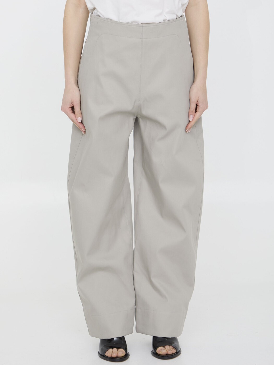 BOTTEGA VENETA ウォッシュコットンデニムミッドライズジーンズ BOTTEGA VENETA ウォッシュコットンデニムミッドライズジーンズ