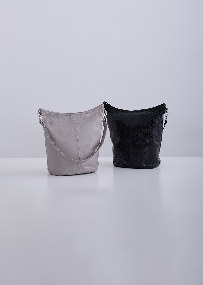 【SALE30%OFF】【即納】【PLUS an(プラス アン)】イタリー製 エナメルバッグ レディース ワン ショルダー バッグ オフィスカジュアル 通勤バッグ ハンドバッグ ストラップ変更可能 イタリア製【新作】