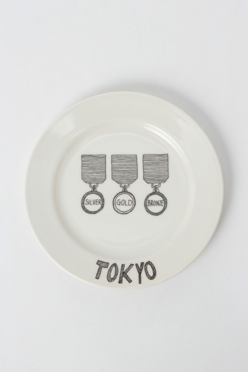 楽天市場 Drawingドローイング プレート Medal ラフな手書風の文字やイラストがおしゃれなプレート 食器 お皿 キッチン 雑貨 Tokyo Design Channel Cox Online Shop