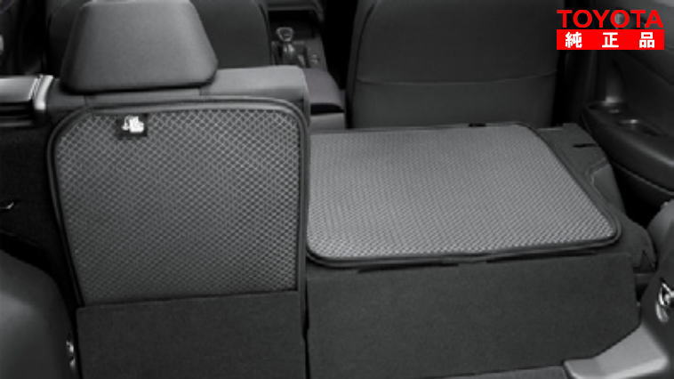 TOYOTA トヨタ純正 08241-16060 カローラクロス ZVG13、ZVG16、MXGH15 4WD車用 ラゲージソフトトレイ リヤシート部 純正オプション品 アクセサリーパーツ ドレスアップ