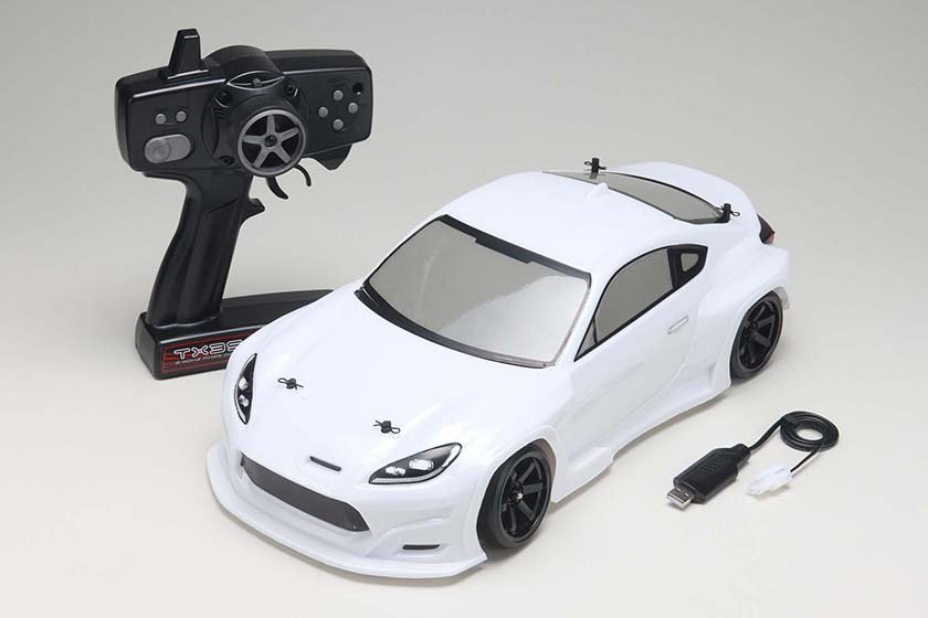 ヨコモ製　ドリフトパッケージ2WD PANDEM GR86ボディ(ホワイト) レディトゥランモデル 新品